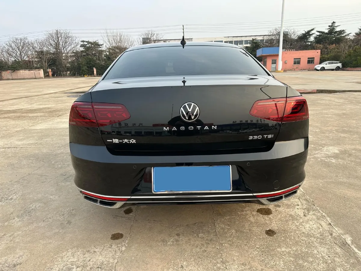 2023 Volkswagen Magotan 2.0T 186HP L4 7DCT,autocango,china used car exporter,china ev exporter,chinese used car exporter,chinese used ev exporter