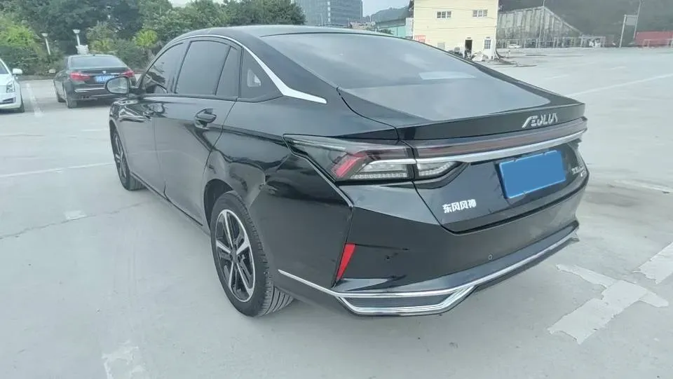 2024 DongFeng Aeolus YiXuan 1.5L 125HP L4 6DCT,autocango,china used car exporter,china ev exporter,chinese used car exporter,chinese used ev exporter