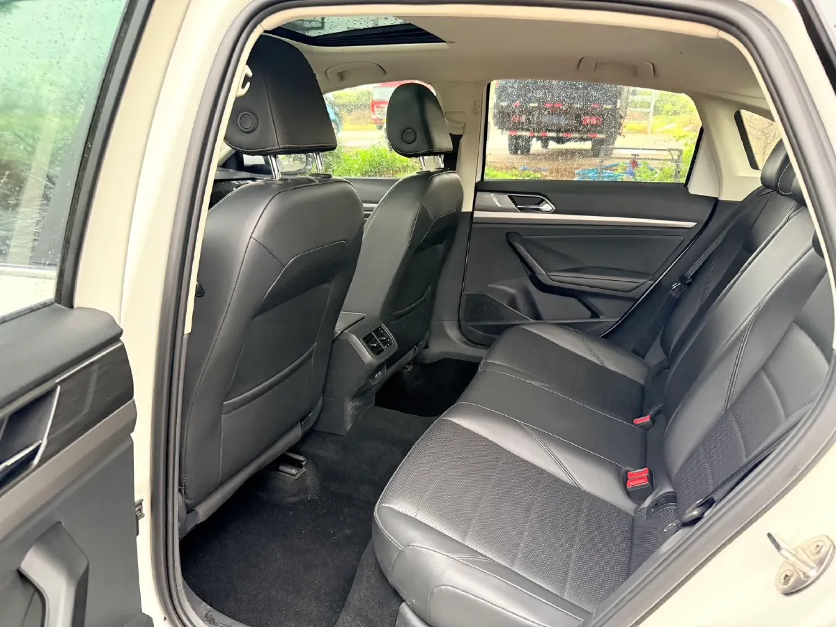 2018 Volkswagen Lavida 1.2T 116HP L4 7DCT,autocango,china used car exporter,china ev exporter,chinese used car exporter,chinese used ev exporter