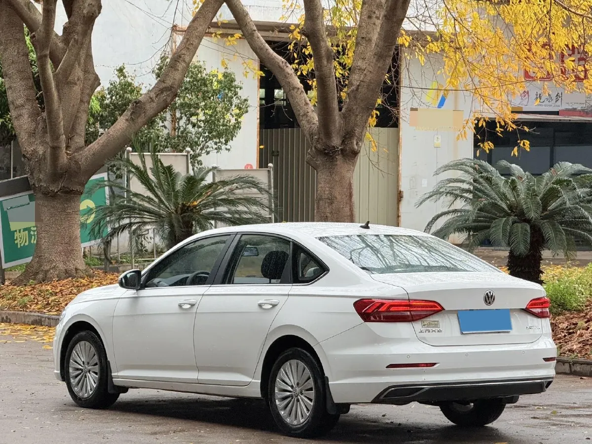 2018 Volkswagen Lavida 1.2T 116HP L4 7DCT,autocango,china used car exporter,china ev exporter,chinese used car exporter,chinese used ev exporter