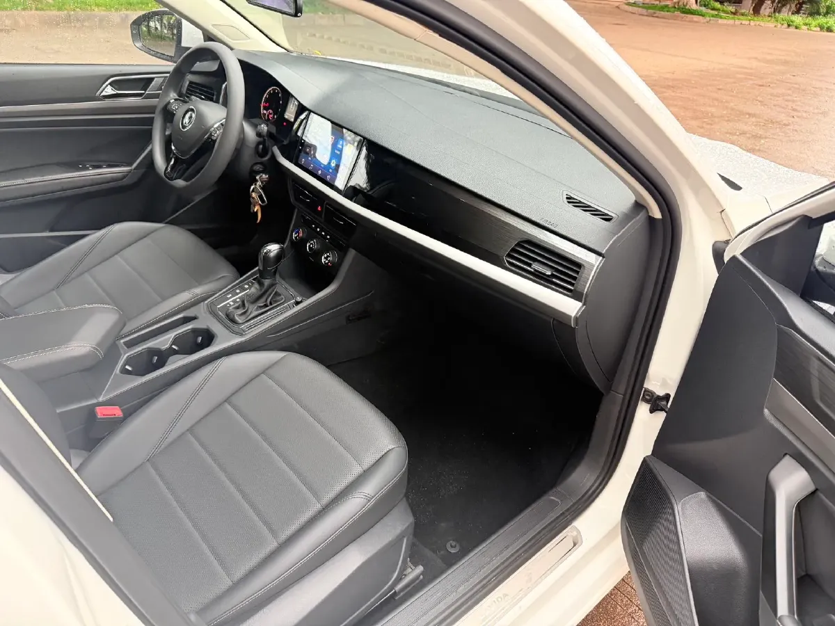 2018 Volkswagen Lavida 1.2T 116HP L4 7DCT,autocango,china used car exporter,china ev exporter,chinese used car exporter,chinese used ev exporter