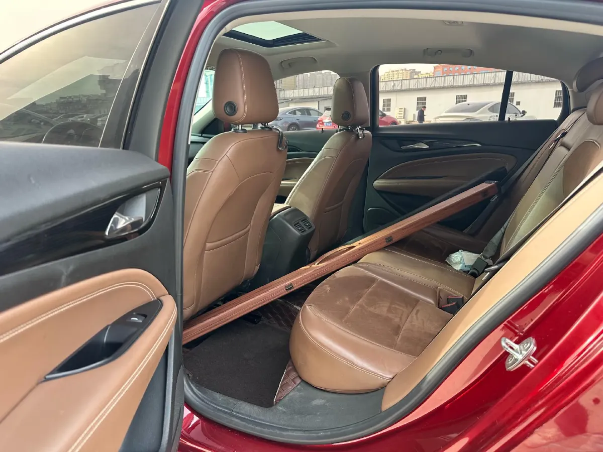 2020 Buick Regal 1.5T 169HP L4 9AT,autocango,china used car exporter,china ev exporter,chinese used car exporter,chinese used ev exporter