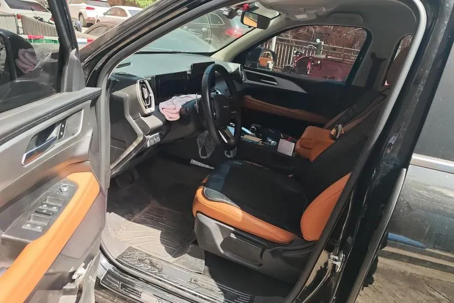 2023 Haval H5 2.0T 166HP L4 8AT,autocango,china used car exporter,china ev exporter,chinese used car exporter,chinese used ev exporter