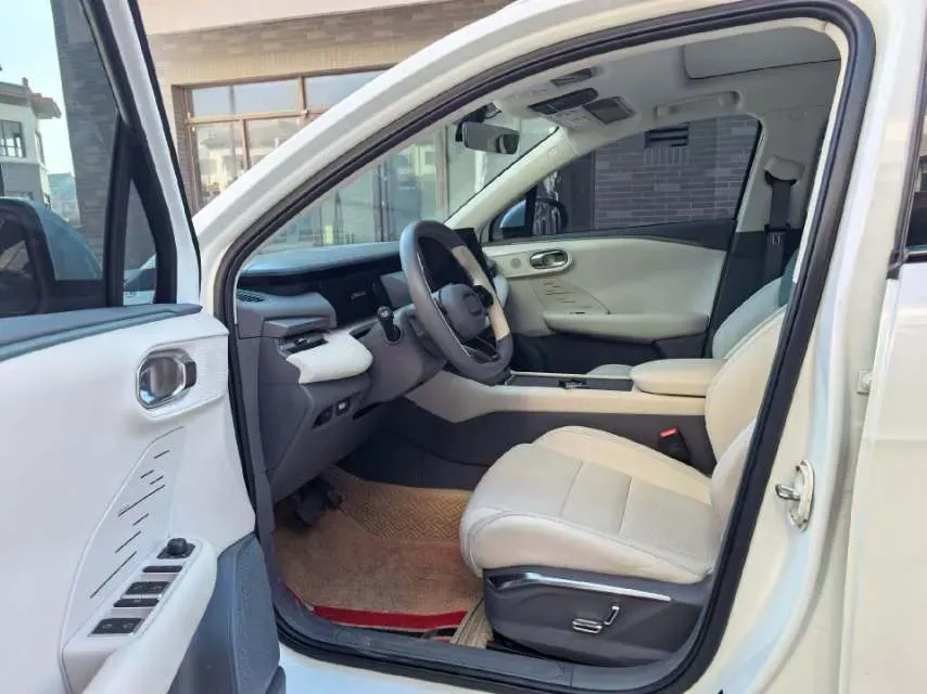 2023 LYNK&CO 06 EM-P 1.5L 120HP L4 3DHT PHEV 19.09KWH,autocango,china used car exporter,china ev exporter,chinese used car exporter,chinese used ev exporter