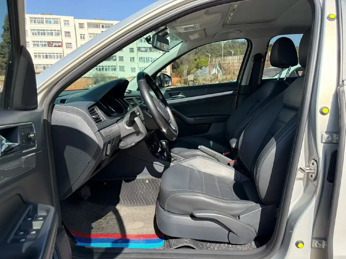 2017 Volkswagen Lavida 1.4T 131HP L4 7DCT,autocango,china used car exporter,china ev exporter,chinese used car exporter,chinese used ev exporter