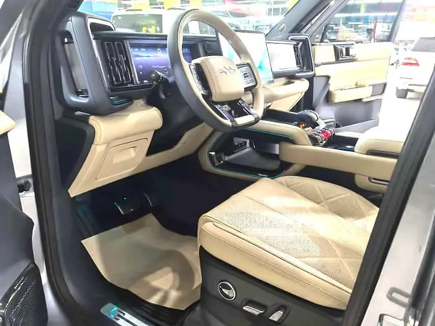 2023 FangChengBao Bao 5 1.5T 194HP L4 E-CVT PHEV 31.8KWH,autocango,china used car exporter,china ev exporter,chinese used car exporter,chinese used ev exporter