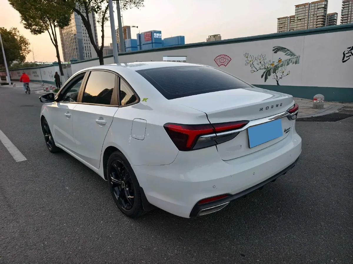 2020 Roewe i6 MAX 1.5T 173HP L4 7DCT,autocango,china used car exporter,china ev exporter,chinese used car exporter,chinese used ev exporter