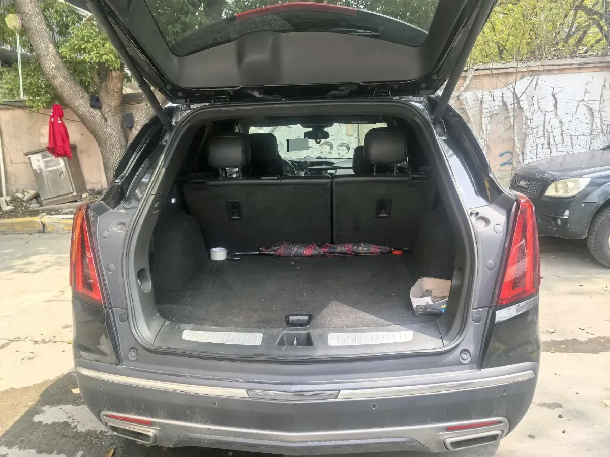 2021 Cadillac XT5 2.0T 237HP L4 9AT,autocango,china used car exporter,china ev exporter,chinese used car exporter,chinese used ev exporter