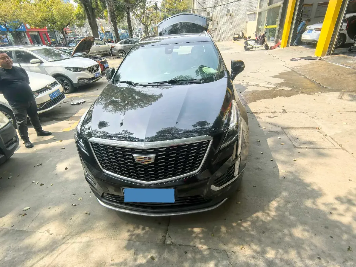 2021 Cadillac XT5 2.0T 237HP L4 9AT,autocango,china used car exporter,china ev exporter,chinese used car exporter,chinese used ev exporter