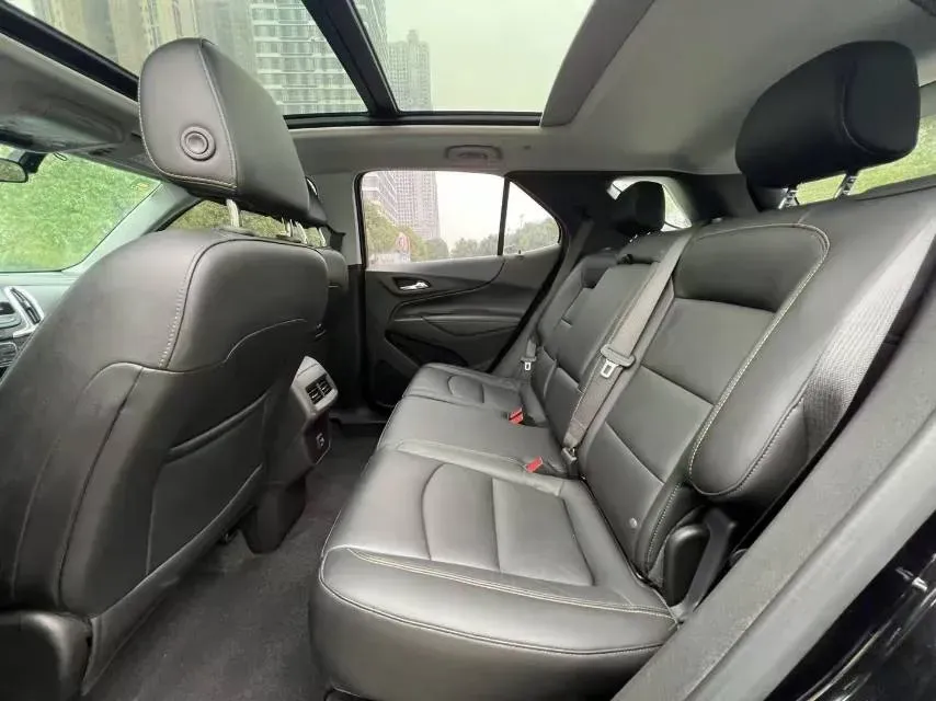 2019 Chevrolet Equinox 1.5T 180HP L4 6AT,autocango,china used car exporter,china ev exporter,chinese used car exporter,chinese used ev exporter