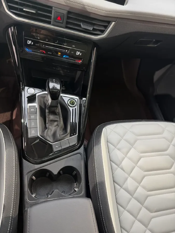 2023 Volkswagen Tayron 1.4T 150HP L4 7DCT,autocango,china used car exporter,china ev exporter,chinese used car exporter,chinese used ev exporter