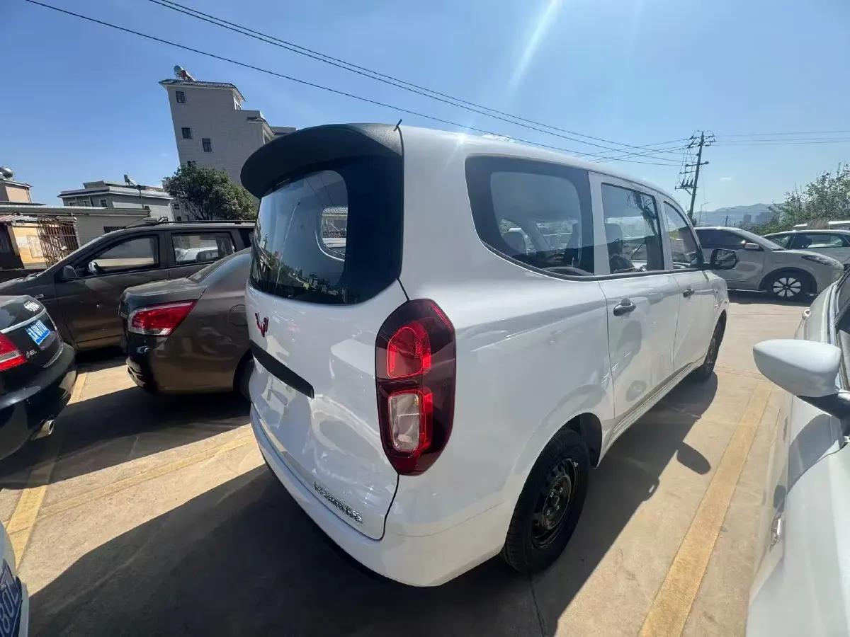 2024 WuLing HongGuang New Energy BEV 32.6KWH,autocango,china used car exporter,china ev exporter,chinese used car exporter,chinese used ev exporter