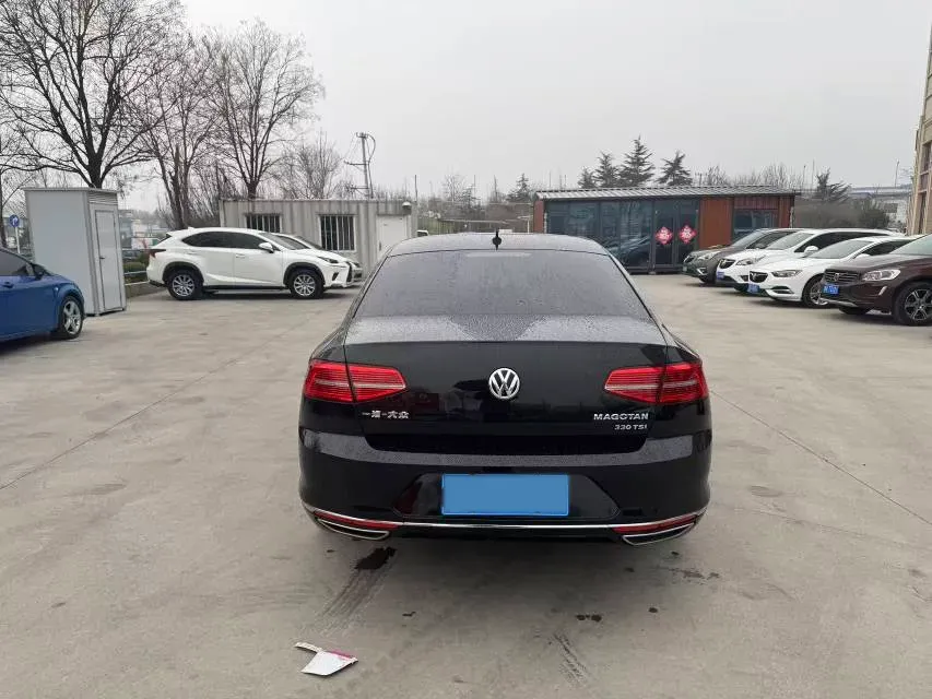 2019 Volkswagen Magotan 2.0T 186HP L4 7DCT,autocango,china used car exporter,china ev exporter,chinese used car exporter,chinese used ev exporter