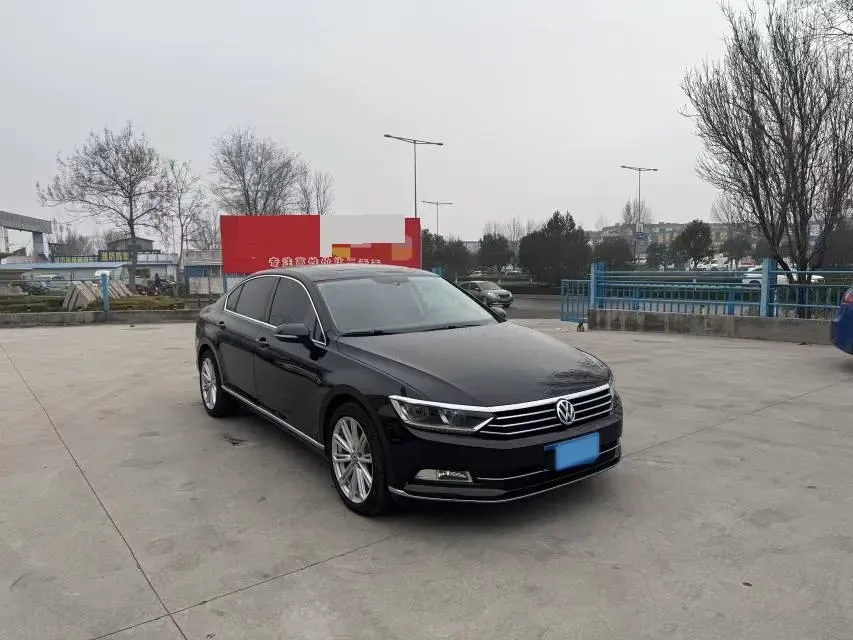 2019 Volkswagen Magotan 2.0T 186HP L4 7DCT,autocango,china used car exporter,china ev exporter,chinese used car exporter,chinese used ev exporter