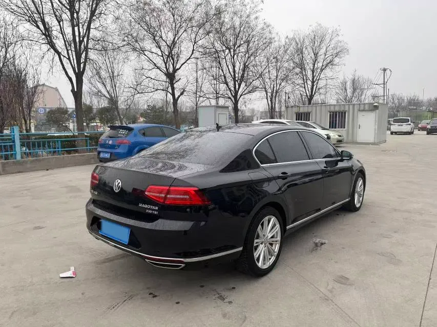 2019 Volkswagen Magotan 2.0T 186HP L4 7DCT,autocango,china used car exporter,china ev exporter,chinese used car exporter,chinese used ev exporter