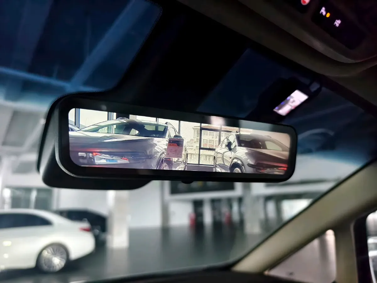 2023 Buick GL8 2.0T 237HP L4 9AT,autocango,china used car exporter,china ev exporter,chinese used car exporter,chinese used ev exporter