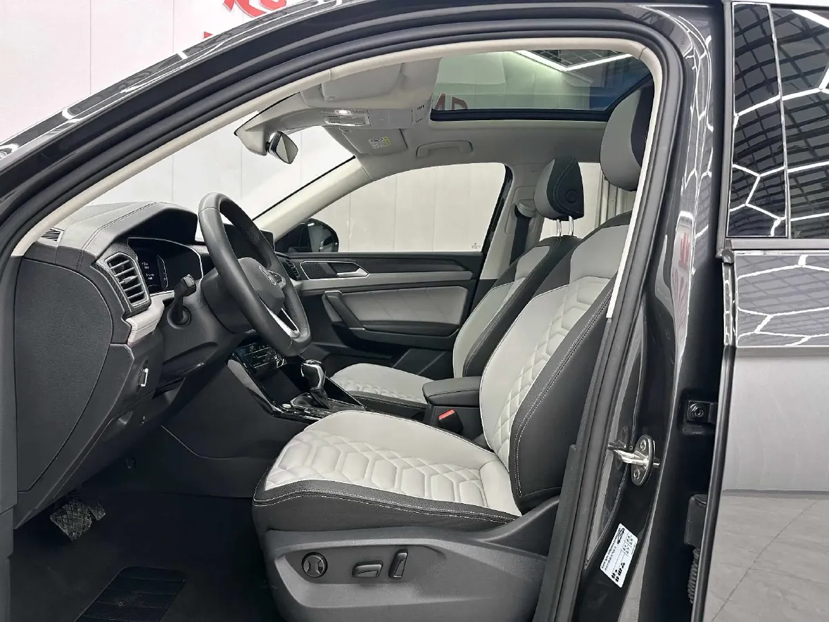 2023 Volkswagen Tayron 1.4T 150HP L4 7DCT,autocango,china used car exporter,china ev exporter,chinese used car exporter,chinese used ev exporter