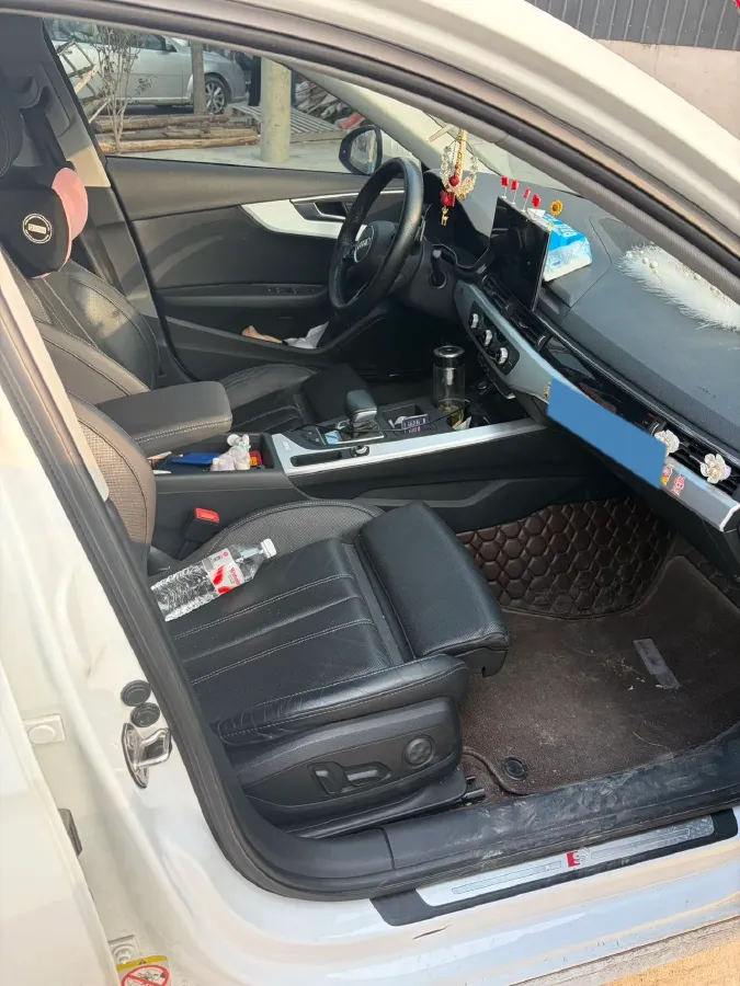 2020 Audi A4L 2.0T 190HP L4 7DCT,autocango,china used car exporter,china ev exporter,chinese used car exporter,chinese used ev exporter