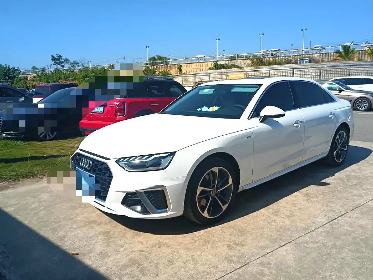 2020 Audi A4L 2.0T 190HP L4 7DCT,autocango,china used car exporter,china ev exporter,chinese used car exporter,chinese used ev exporter