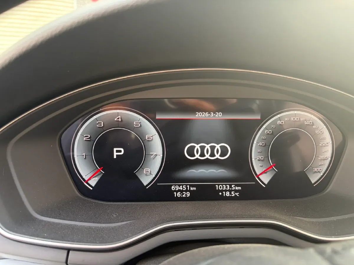 2020 Audi A4L 2.0T 190HP L4 7DCT,autocango,china used car exporter,china ev exporter,chinese used car exporter,chinese used ev exporter