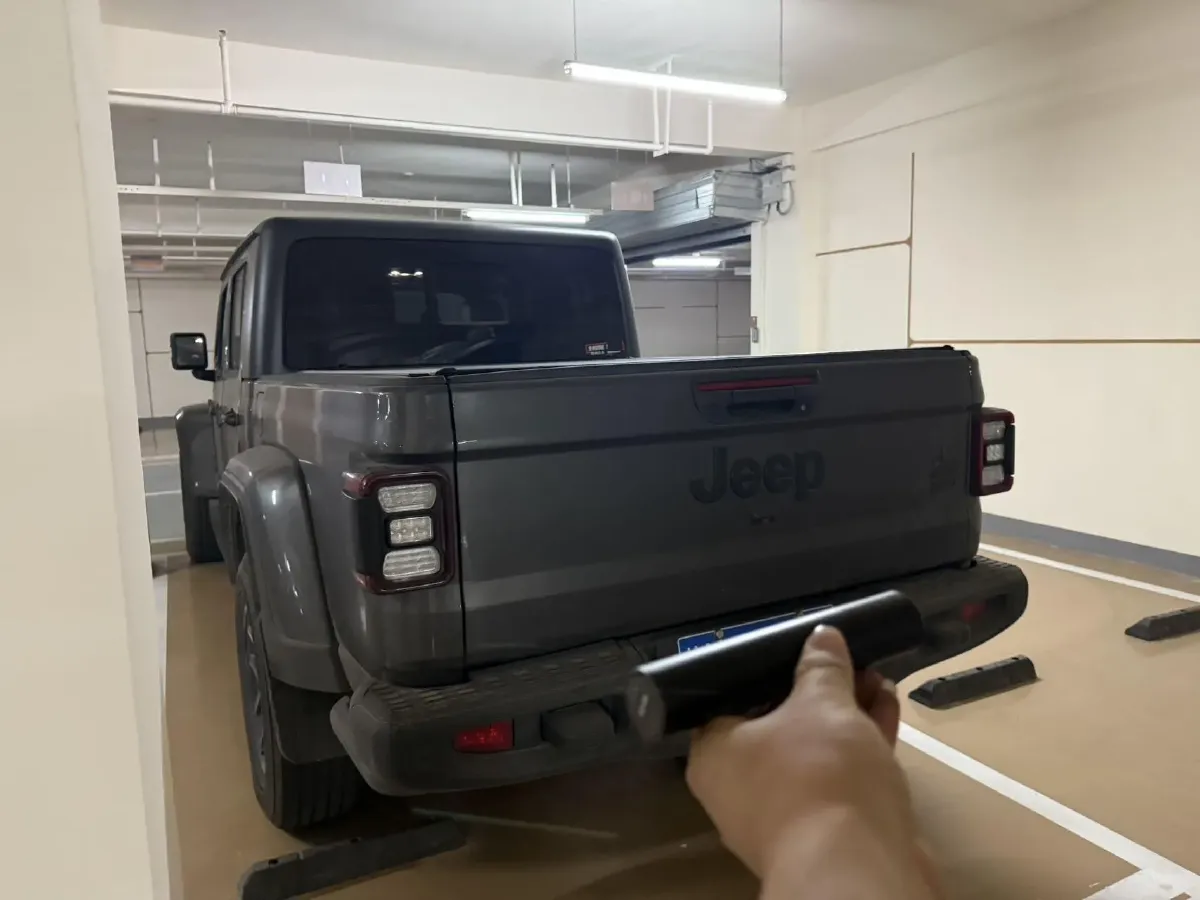 2023 Jeep Gladiator 3.6L 284HP V6 8AT,autocango,china used car exporter,china ev exporter,chinese used car exporter,chinese used ev exporter