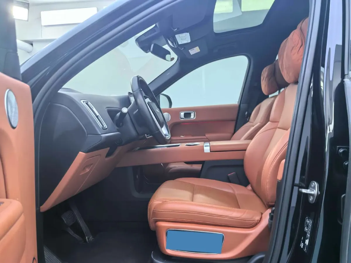 2022 Li L9 Range Extended 154HP REEV 42.6KWH,autocango,china used car exporter,china ev exporter,chinese used car exporter,chinese used ev exporter