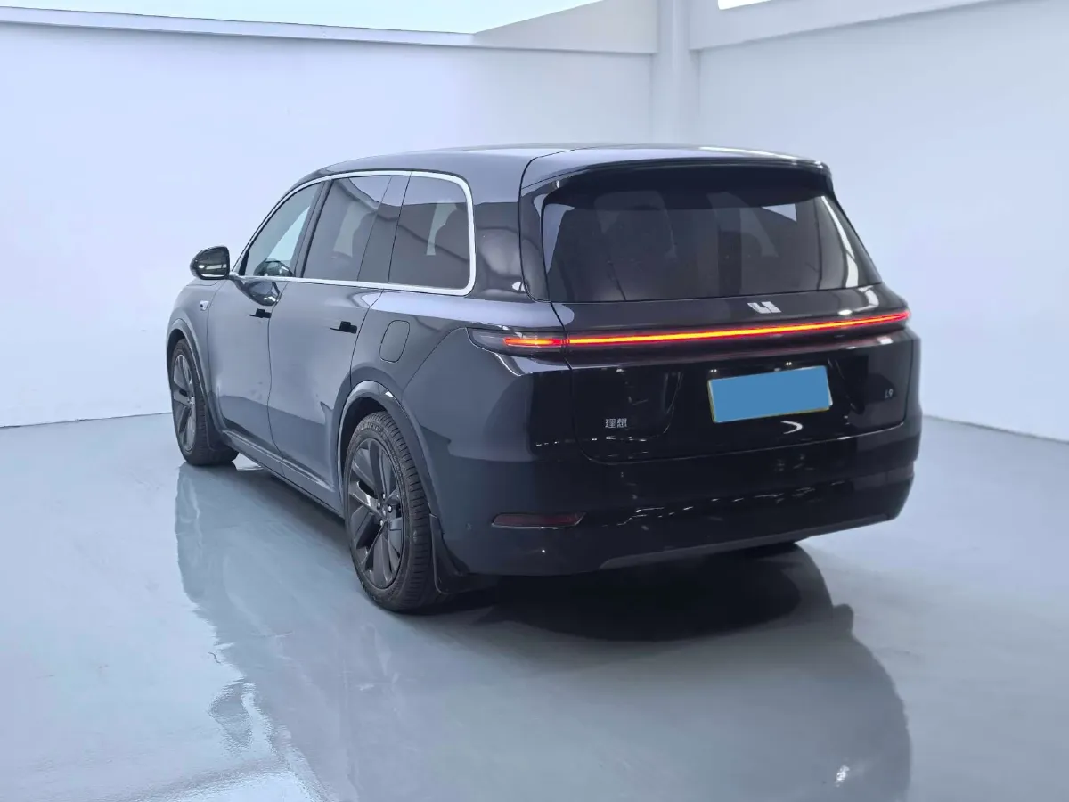 2022 Li L9 Range Extended 154HP REEV 42.6KWH,autocango,china used car exporter,china ev exporter,chinese used car exporter,chinese used ev exporter
