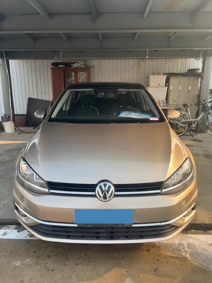 2018 Volkswagen Golf 1.6L 110HP L4 6AT,autocango,china used car exporter,china ev exporter,chinese used car exporter,chinese used ev exporter