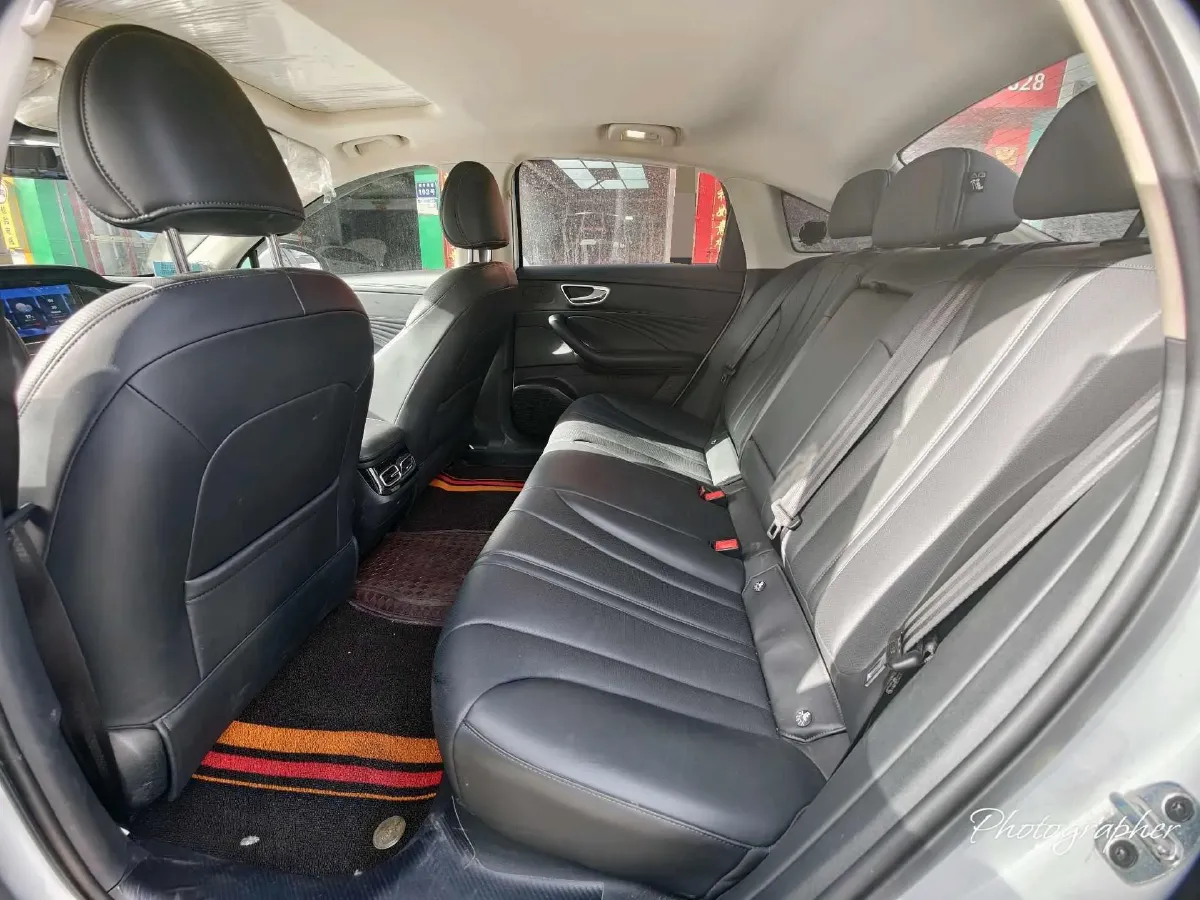 2023 Roewe D7 1.5L 112HP L4 1DHT PHEV 21.4KWH,autocango,china used car exporter,china ev exporter,chinese used car exporter,chinese used ev exporter