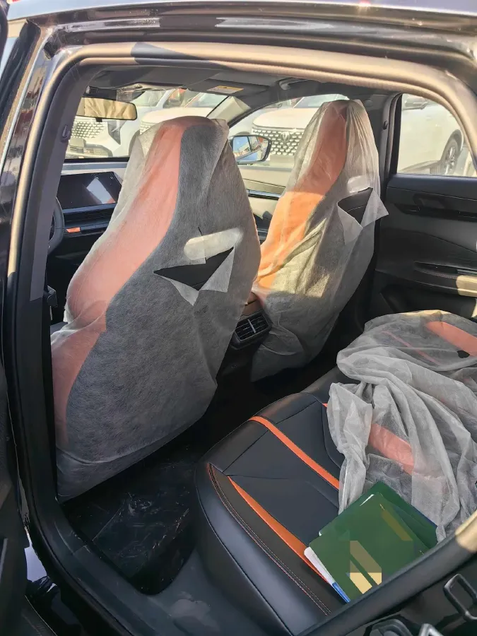 2024 ChangAn UNI-V 1.5T 188HP L4 7DCT,autocango,china used car exporter,china ev exporter,chinese used car exporter,chinese used ev exporter