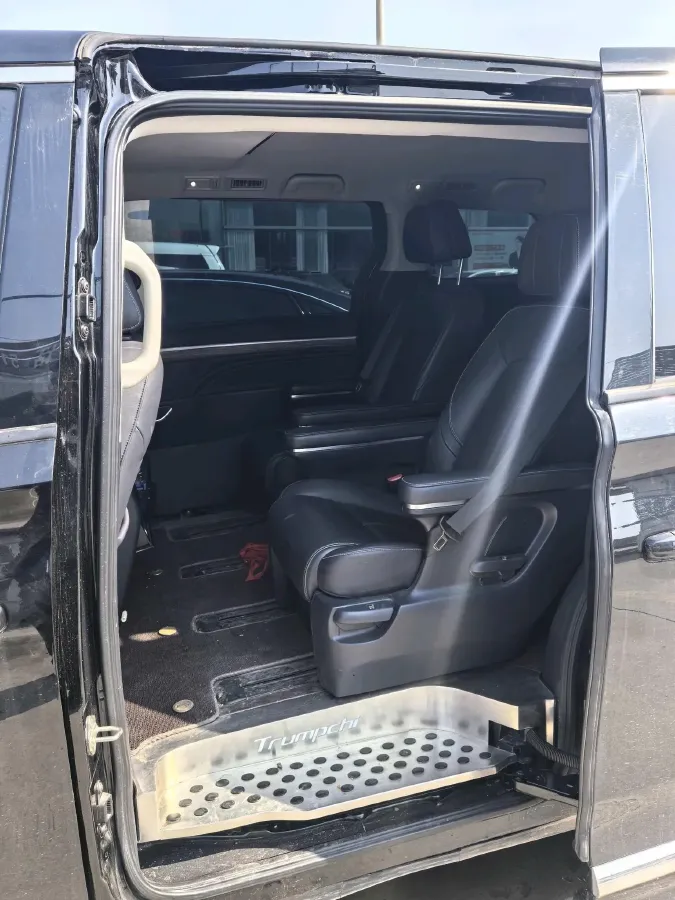 2023 GAC Trumpchi M8 2.0T 252HP L4 8AT,autocango,china used car exporter,china ev exporter,chinese used car exporter,chinese used ev exporter