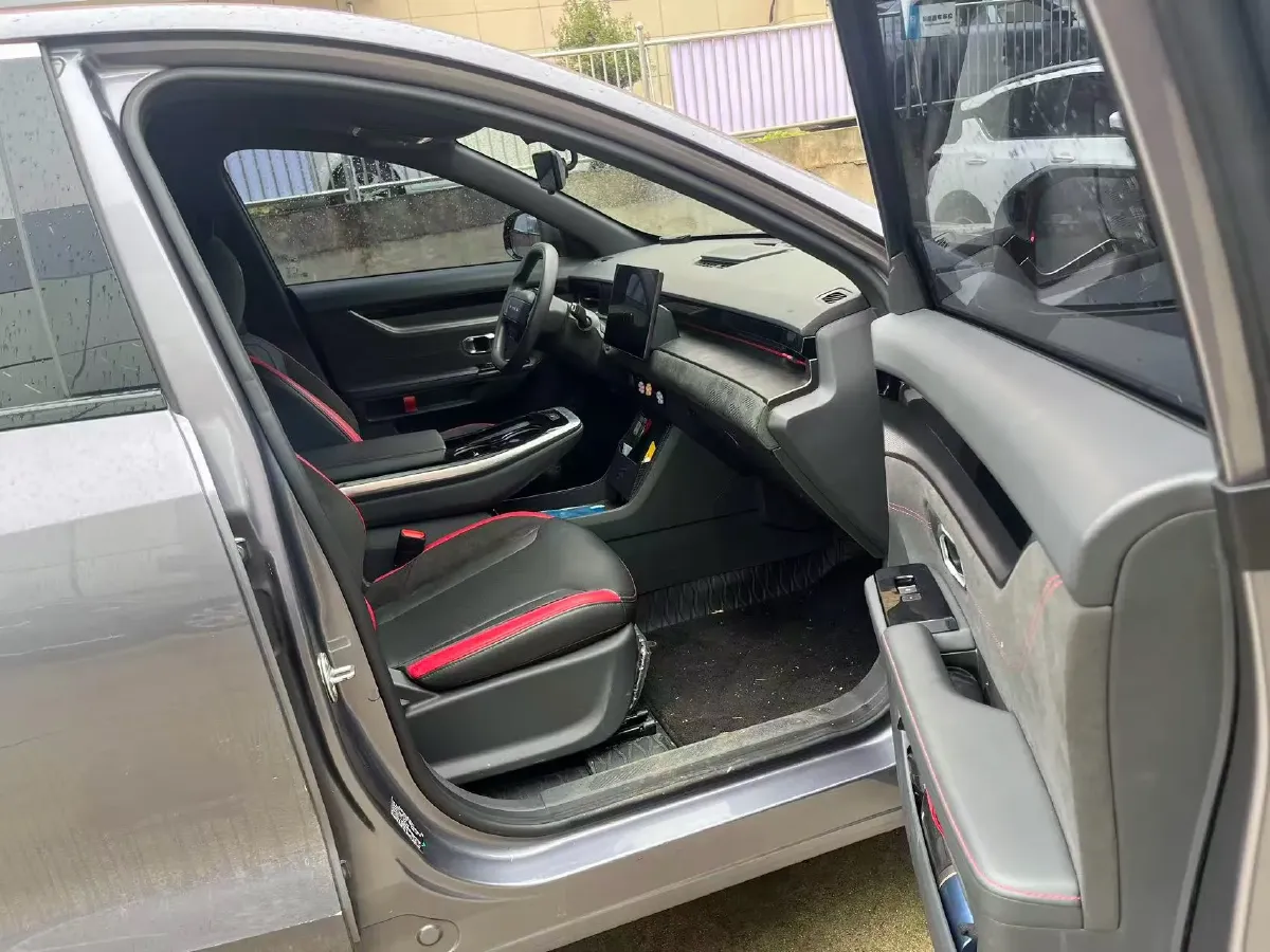 2022 Jetour DASHING 1.6T 197HP L4 7DCT,autocango,china used car exporter,china ev exporter,chinese used car exporter,chinese used ev exporter