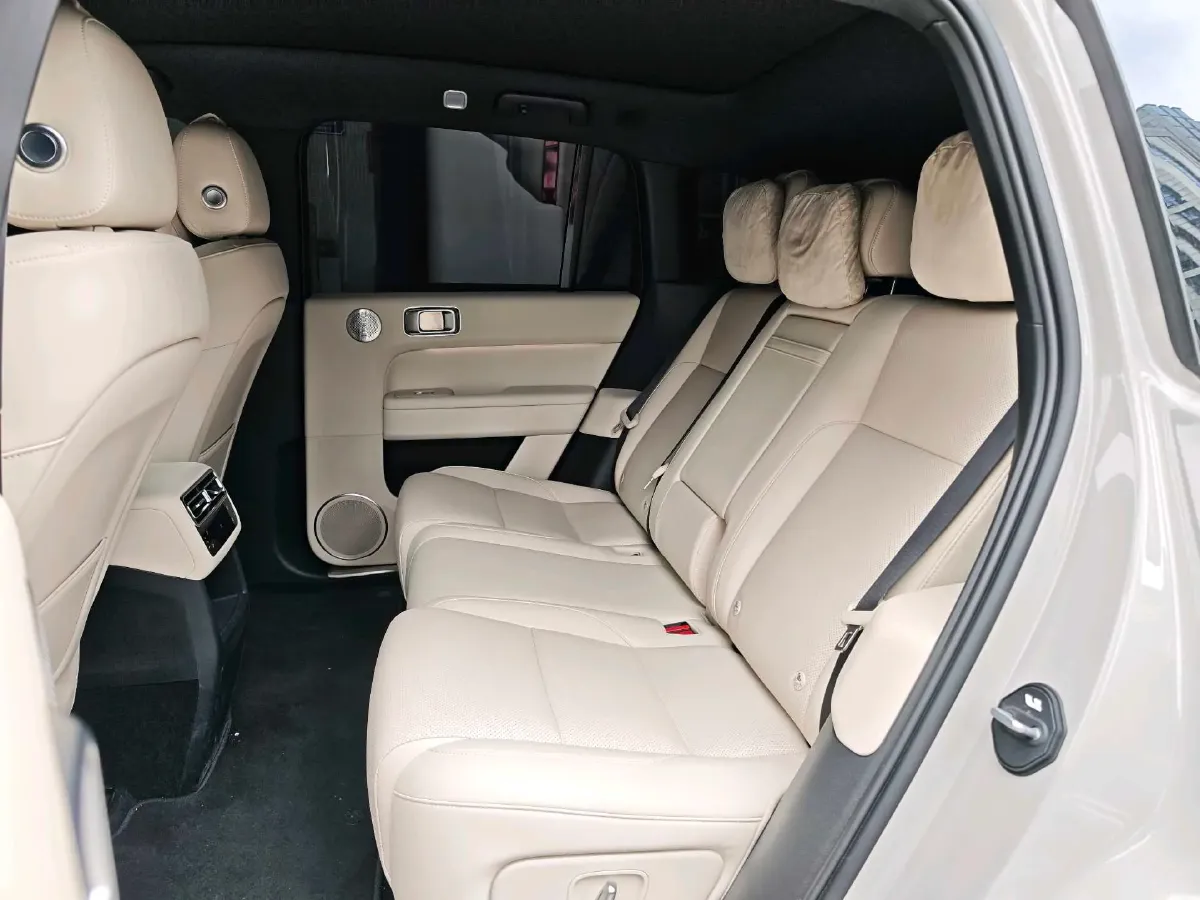 2024 Li L6 Range Extended 154HP L4 REEV 36.8KWH,autocango,china used car exporter,china ev exporter,chinese used car exporter,chinese used ev exporter