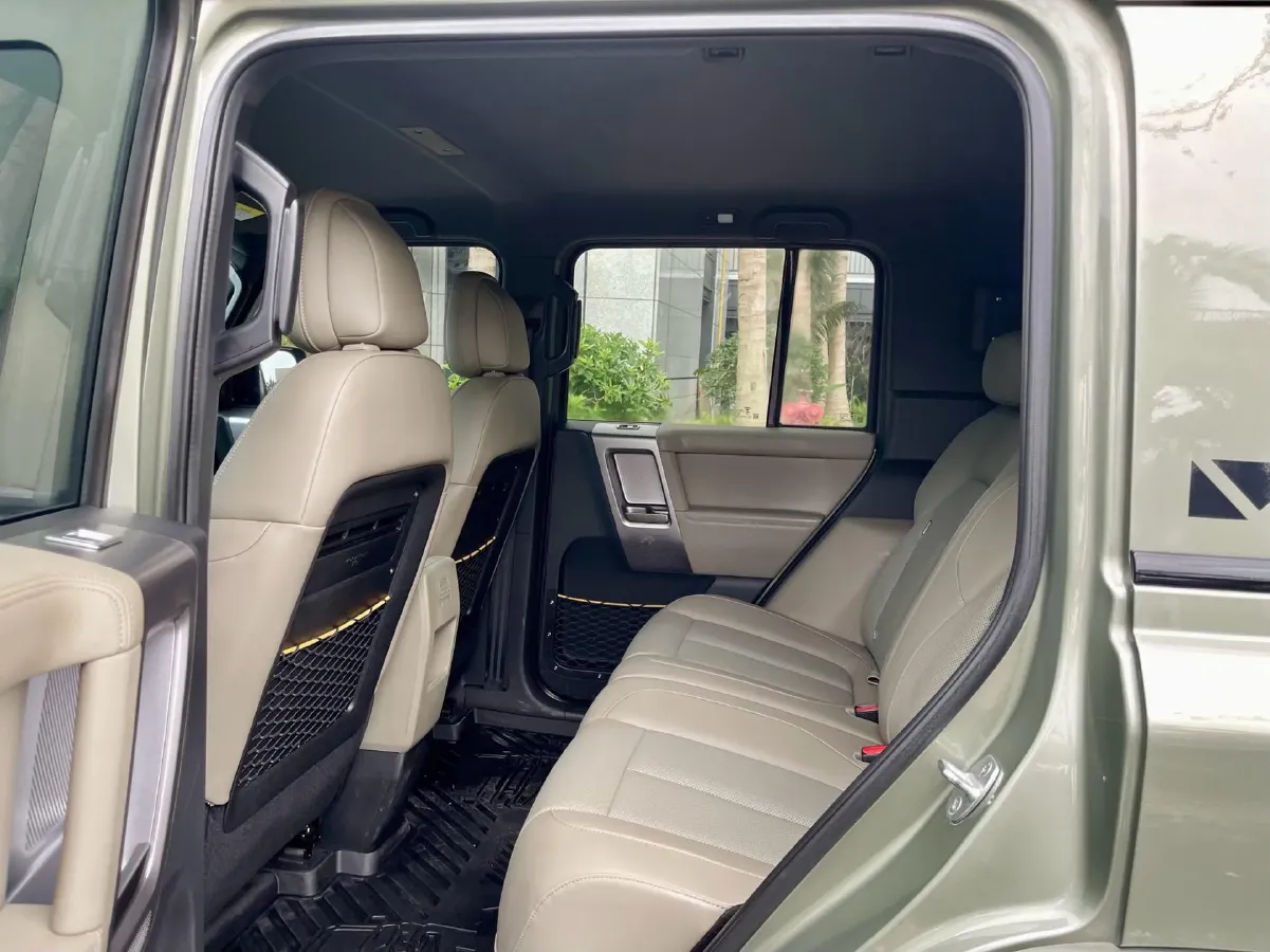 2025 Yufeng Auto Golden Warehouse BEV,autocango,china used car exporter,china ev exporter,chinese used car exporter,chinese used ev exporter