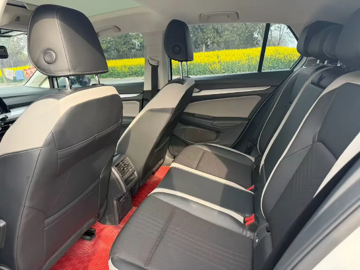 2021 Volkswagen Golf 1.4T 150HP L4 7DCT,autocango,china used car exporter,china ev exporter,chinese used car exporter,chinese used ev exporter