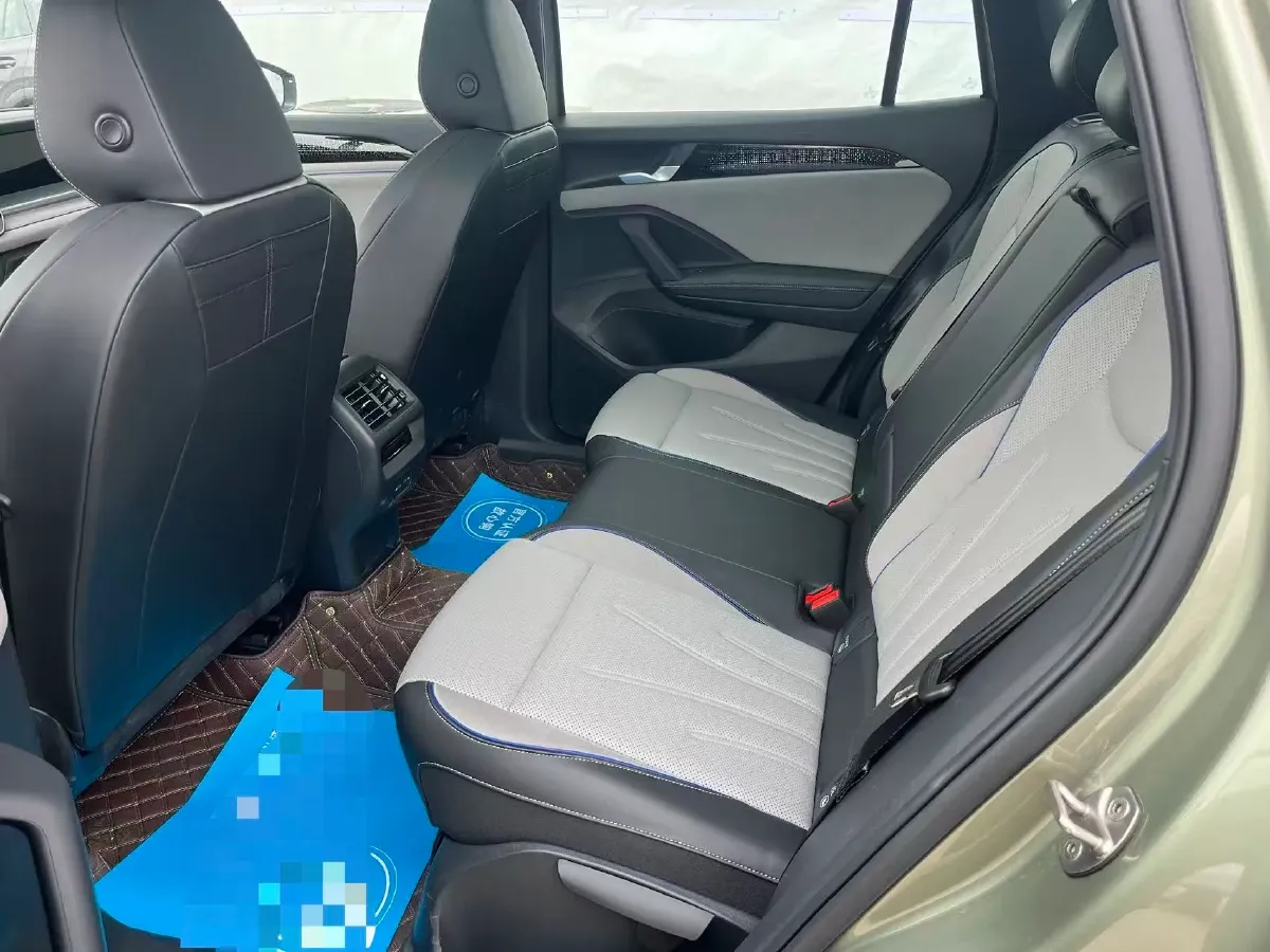 2025 Volkswagen Tayron 2.0T 220HP L4 7DCT,autocango,china used car exporter,china ev exporter,chinese used car exporter,chinese used ev exporter