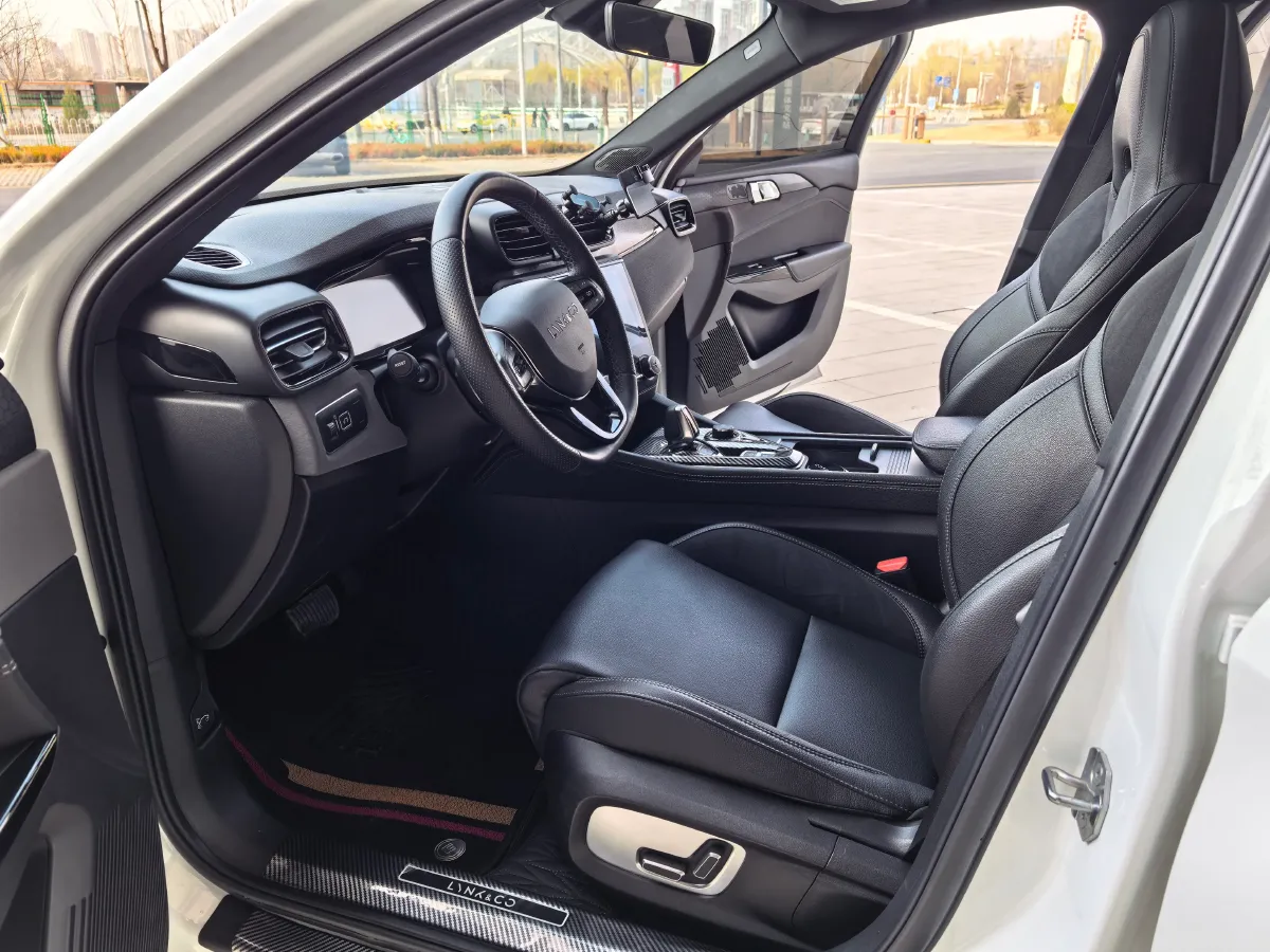 2021 LYNK&CO 03 1.5T 180HP L3 7DCT,autocango,china used car exporter,china ev exporter,chinese used car exporter,chinese used ev exporter