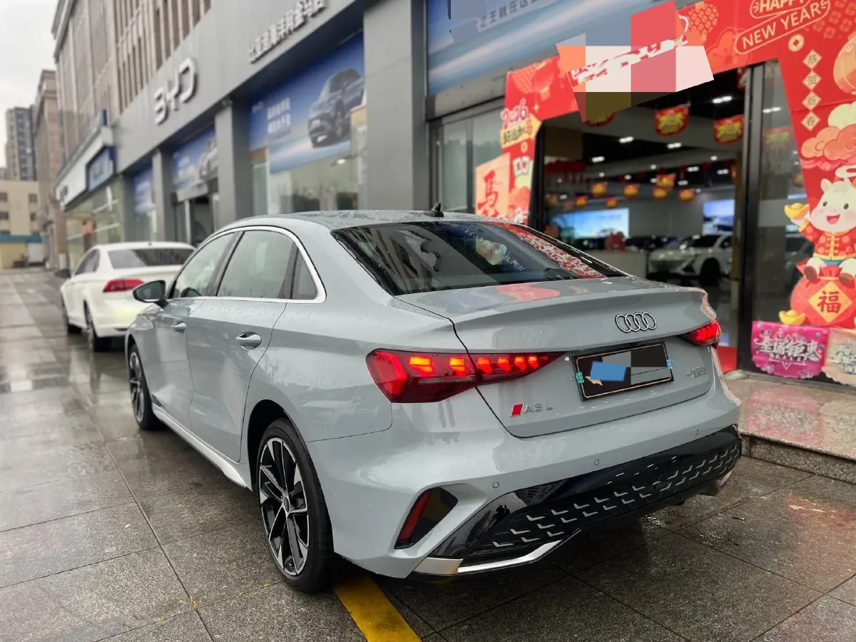 2025 Audi A3 1.5T 160HP L4 7DCT,autocango,china used car exporter,china ev exporter,chinese used car exporter,chinese used ev exporter
