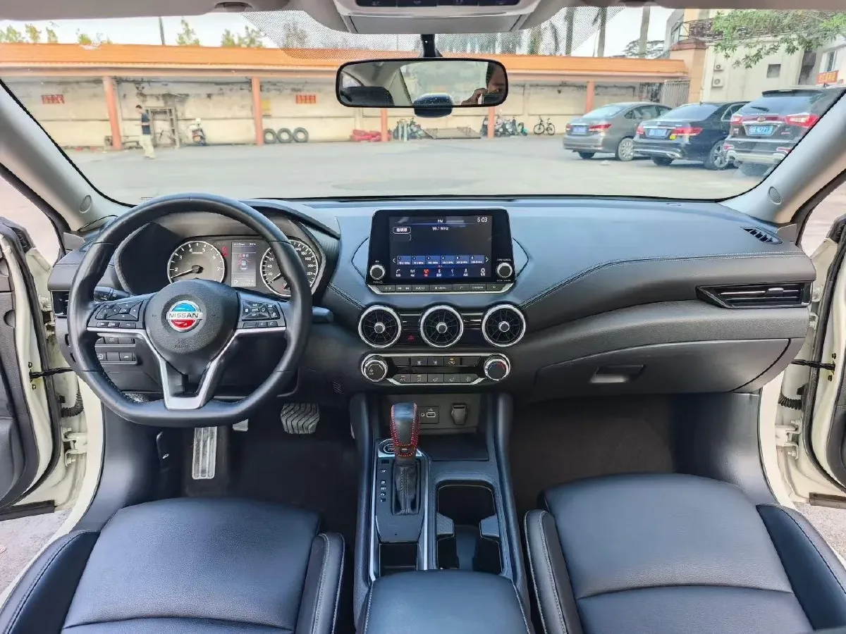 2020 Nissan Sylphy 1.6L 139HP L4 CVT,autocango,china used car exporter,china ev exporter,chinese used car exporter,chinese used ev exporter