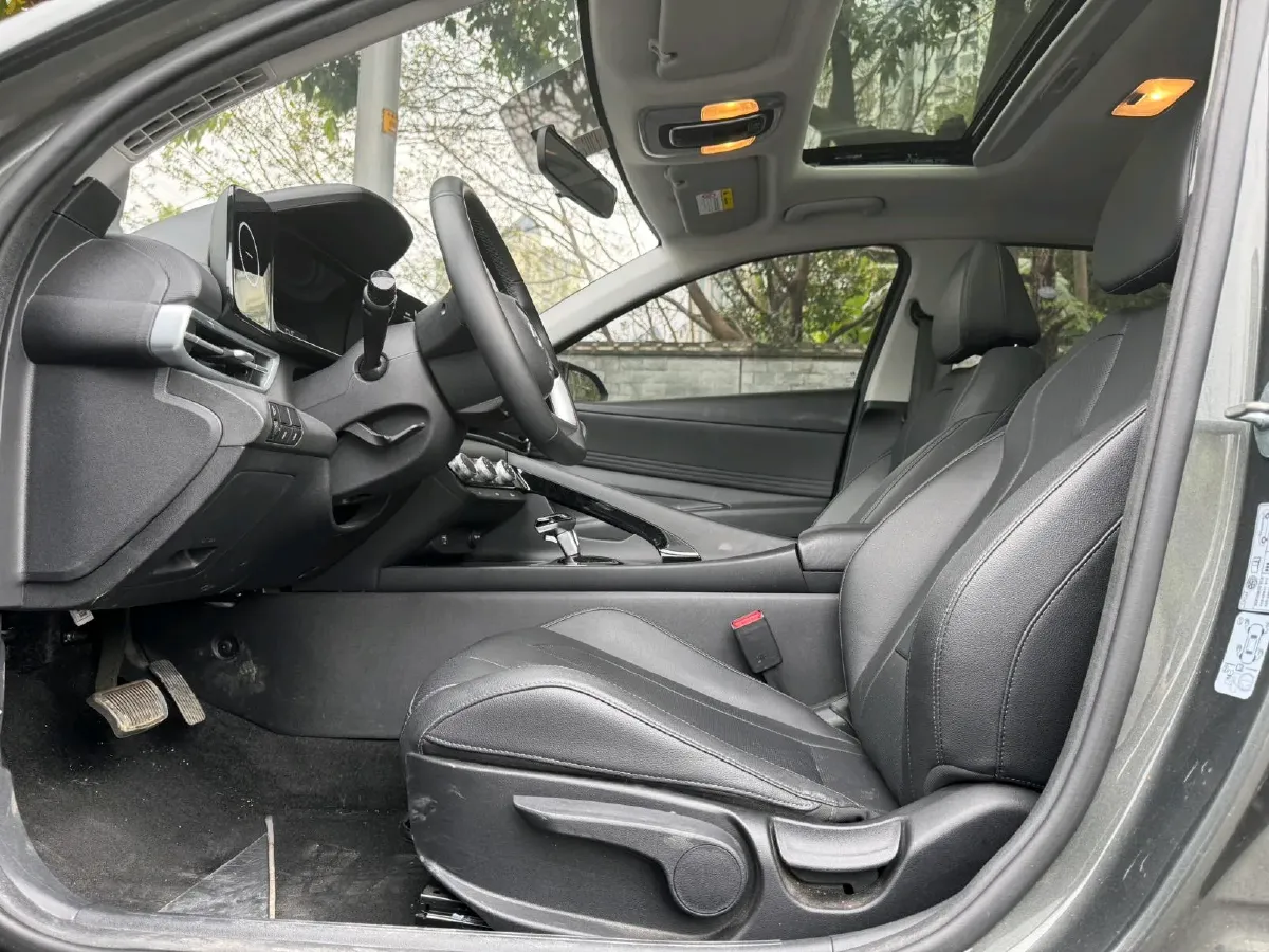 2023 Hyundai Elantra 1.5L 115HP L4 CVT,autocango,china used car exporter,china ev exporter,chinese used car exporter,chinese used ev exporter