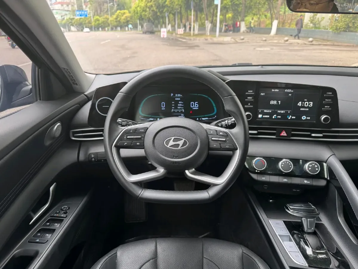 2023 Hyundai Elantra 1.5L 115HP L4 CVT,autocango,china used car exporter,china ev exporter,chinese used car exporter,chinese used ev exporter