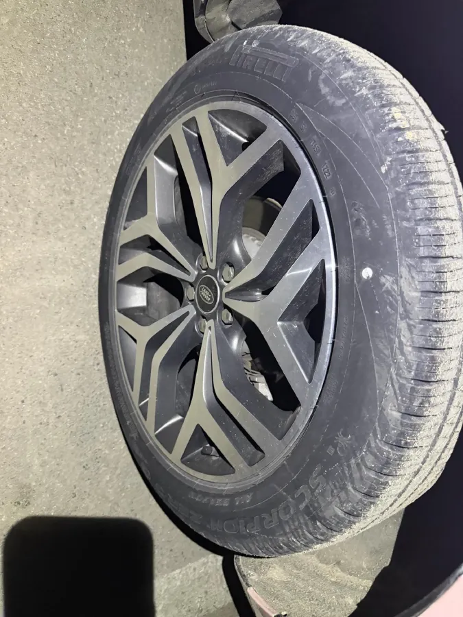 2021 Land Rover Range Rover Evoque 2.0T 249HP L4 9AT,autocango,china used car exporter,china ev exporter,chinese used car exporter,chinese used ev exporter