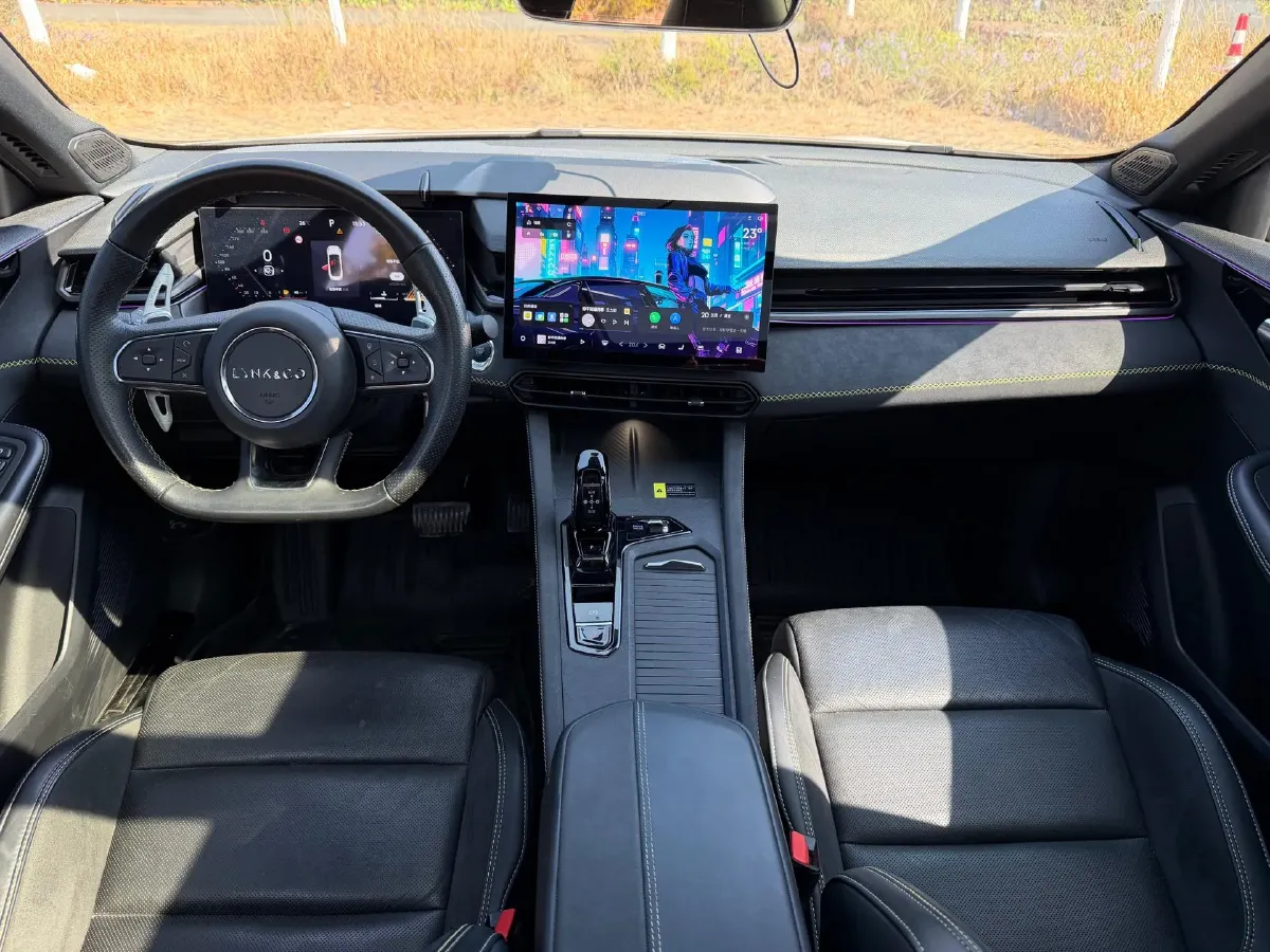 2023 LYNK&CO 03 2.0T 254HP L4 7DCT,autocango,china used car exporter,china ev exporter,chinese used car exporter,chinese used ev exporter