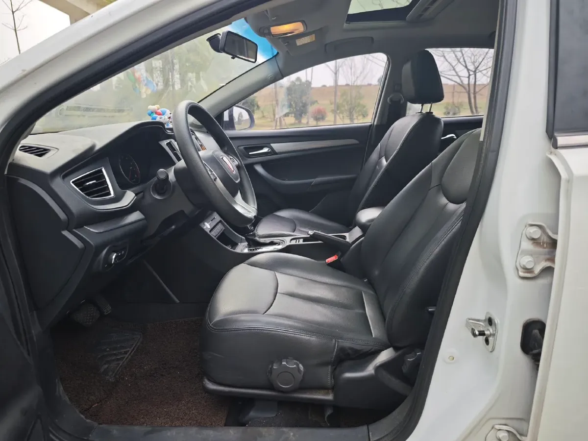 2018 Roewe 360 1.5L 116HP L4 4AT,autocango,china used car exporter,china ev exporter,chinese used car exporter,chinese used ev exporter