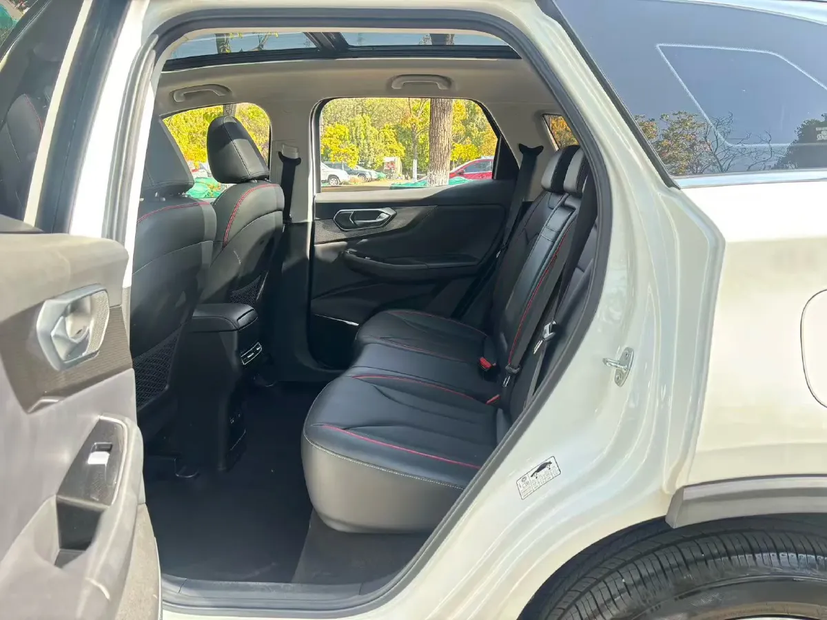 2022 BeiJing Auto X7 1.5T 188HP L4 7DCT,autocango,china used car exporter,china ev exporter,chinese used car exporter,chinese used ev exporter