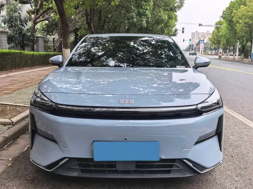 2023 Geely Galaxy L6 1.5T 163HP L4 3DHT PHEV,autocango,china used car exporter,china ev exporter,chinese used car exporter,chinese used ev exporter