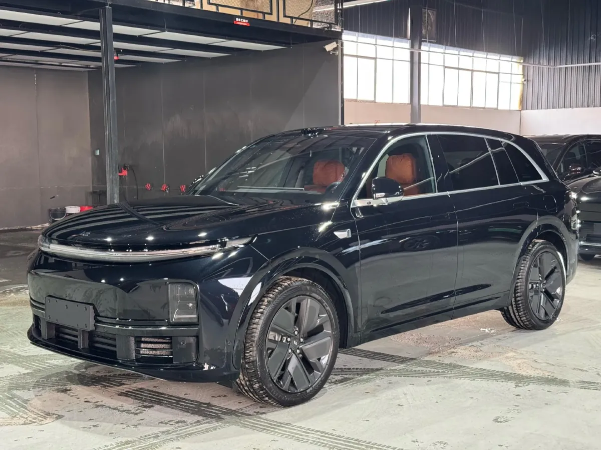 2025 Li L7 Range Extended 154HP REEV,autocango,china used car exporter,china ev exporter,chinese used car exporter,chinese used ev exporter