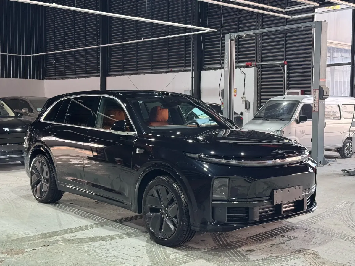 2025 Li L7 Range Extended 154HP REEV,autocango,china used car exporter,china ev exporter,chinese used car exporter,chinese used ev exporter