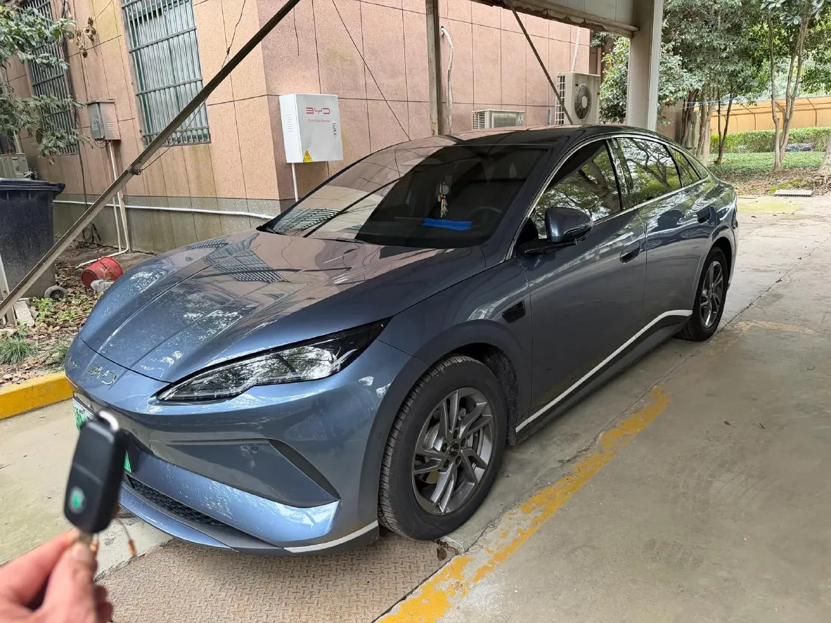 2025 BYD Seal 06 BEV,autocango,china used car exporter,china ev exporter,chinese used car exporter,chinese used ev exporter