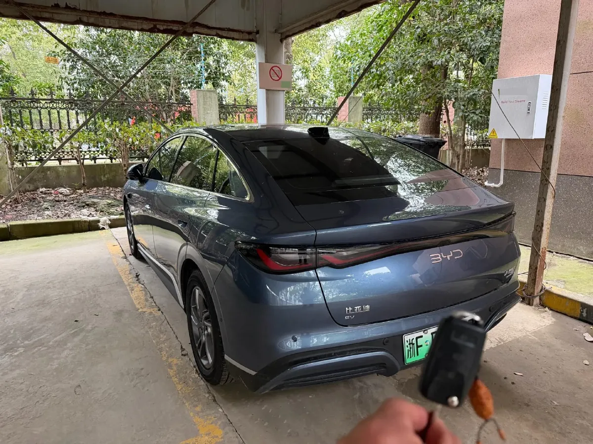 2025 BYD Seal 06 BEV,autocango,china used car exporter,china ev exporter,chinese used car exporter,chinese used ev exporter